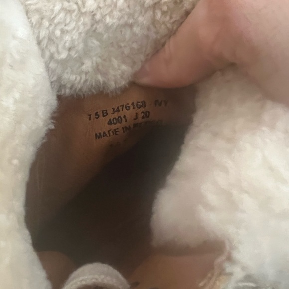 Frye Women’s Samantha Hiking Weatherproof Boot (Cream) - Size 7.5 - Picture 5 of 5